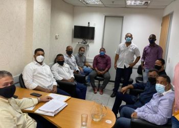 Lideranças políticas de Aramari pedem interferência do deputado Alex da Piatã para que a fazenda ocupada pelo MST não seja leiloada pelo Governo