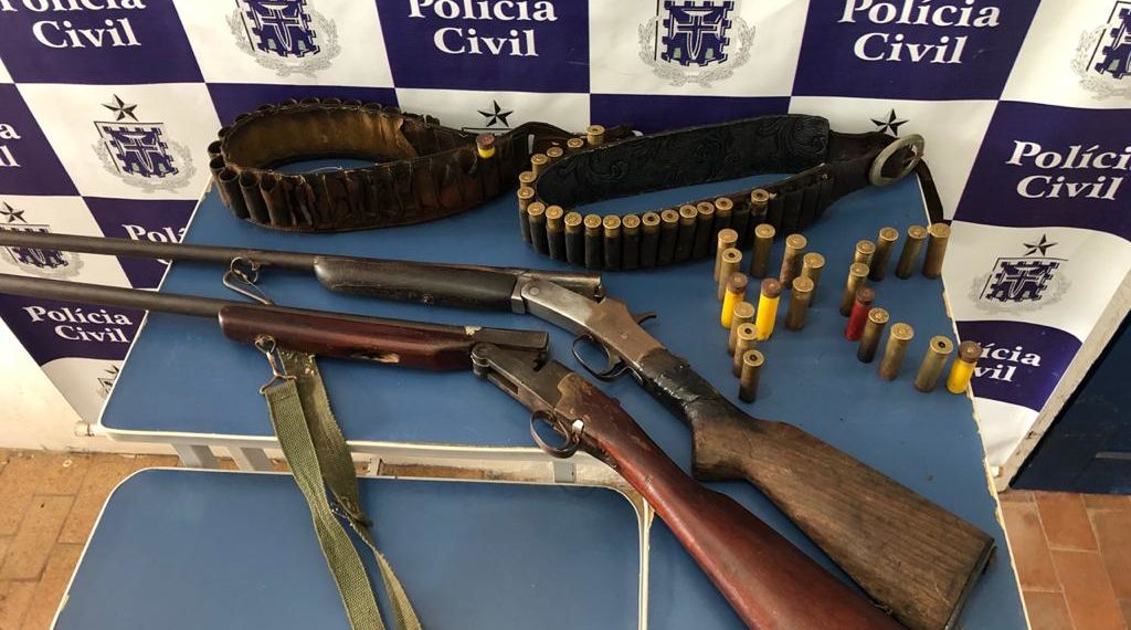 Coité – Polícia Civil prende homem pelo crime de posse irregular de arma de fogo. Em outra ação recupera caprinos furtados