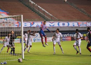 Em Pituaçu, Bahia vence o xará de Feira no primeiro duelo da semifinal e vai com vantagem para o segundo