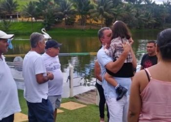 Mais uma vez, Rui Costa é vítima de fake news, pede prisão dos criminosos e ironiza
