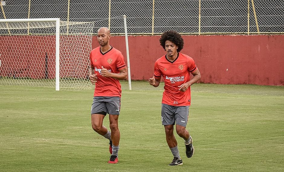 Após sete anos, são-dominguense Dinei está de volta à Toca do Leão