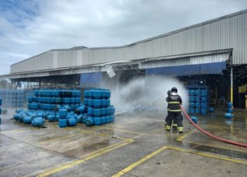 Explosão em empresa de gás deixa uma pessoa morta e outras duas feridas em São Francisco do Conde