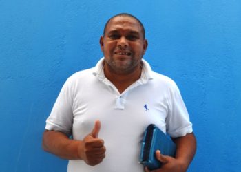 Tradicional locutor de Cansanção, Fagner Pinheiro, se converte ao evangelho e se afasta de locução política e de futebol
