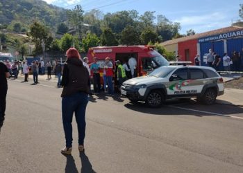 SC – Jovem invade escola e mata três crianças e duas funcionárias
