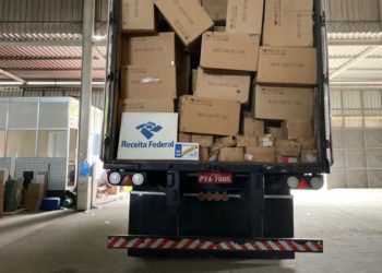 Receita fecha galpão com R$ 500 milhões em mercadorias estrangeiras