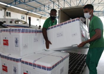 Nova remessa com 629.350 doses de vacinas contra a Covid-19 chega à Bahia