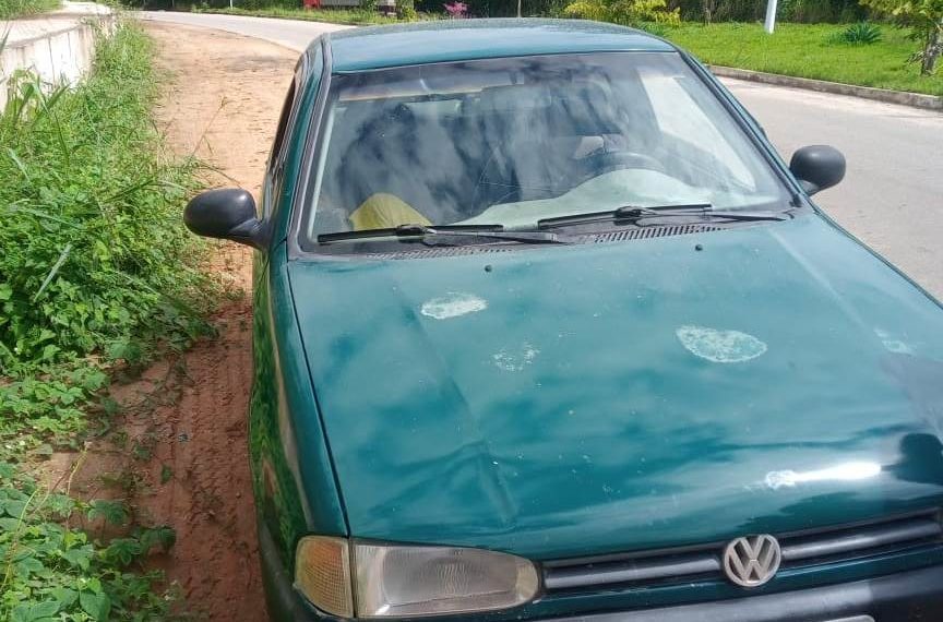 Músico é morto a tiros dentro de carro na BA 131