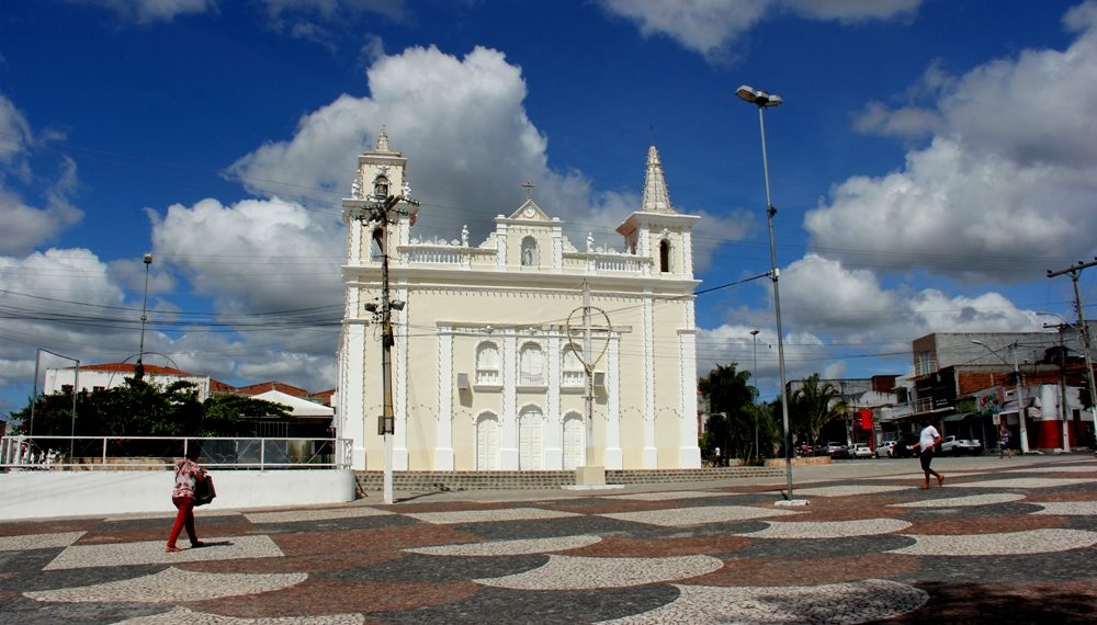 Em novo Decreto, toque de recolher será de 0h a 05h até o dia 30