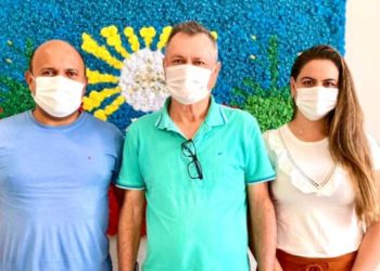 Secretário municipal de Salvador, Kiki Bispo visita Valente