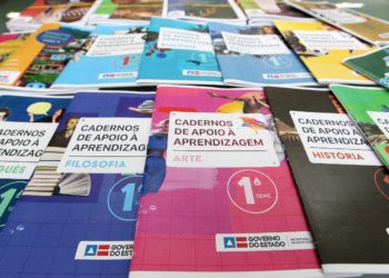 Cadernos de Apoio à Aprendizagem auxiliam professores e estudantes da Educação para Jovens e Adultos (EJA)