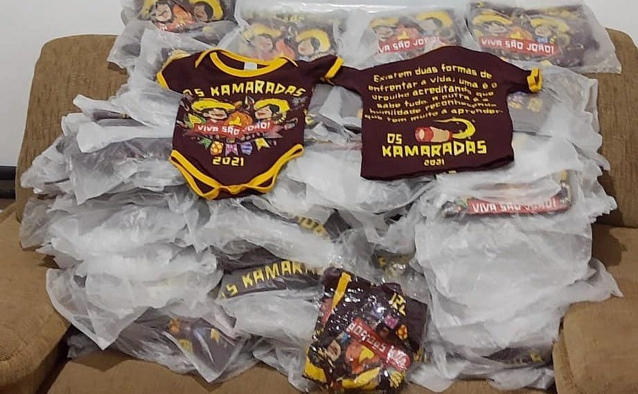 Polícia apreende 142 camisas de bloco junino que desfilaria em Cruz das Almas dia 24