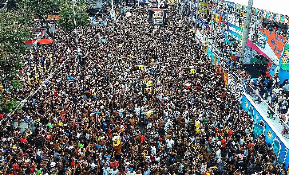 Mirando Réveillon e Carnaval, prefeitura avalia fazer evento teste em julho