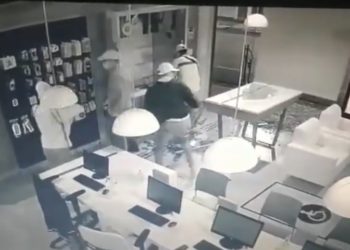 Loja de celular é arrombada e tem aparelhos furtados antes de ser inaugurada