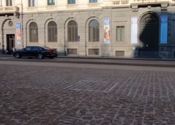 Artista vende escultura invisível por R$ 93 mil: ‘feita de espírito’