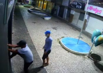 Quatro estabelecimentos comercias são arrombados em Araci durante a madrugada desta segunda-feira