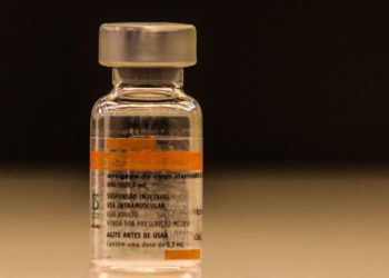 Coronavac é segura e estimula anticorpos em crianças e adolescentes
