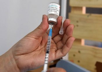 Brasil comprou vacina indiana por valor 1.000% mais caro que estimado pelo fabricante