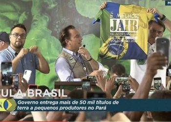 Em evento do governo no Pará, Bolsonaro exibe camiseta ‘Bolsonaro 2022’
