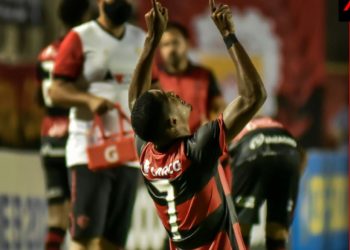 Serie B – De virada, Vitória bate o Brusque e vence a primeira na Série B