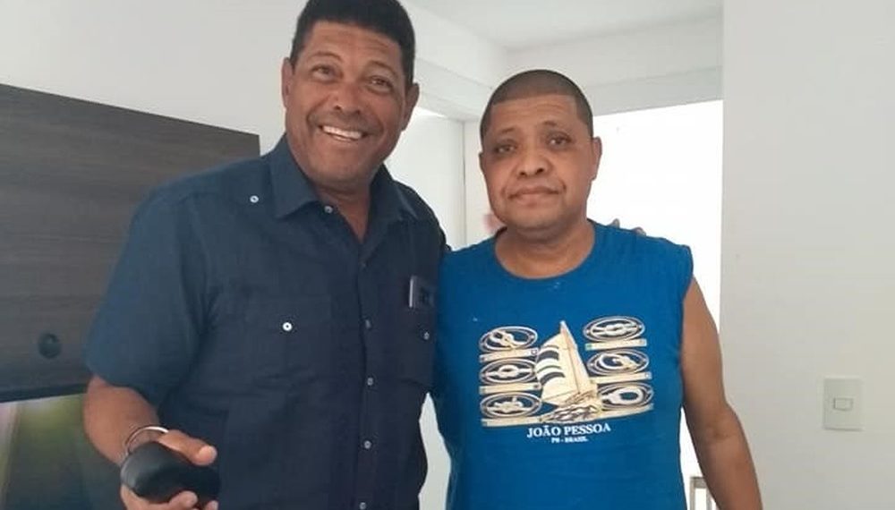 SP – Após enterrar irmão, apóstolo Valdemiro diz que irá vacinar: ‘Não que confie, só confio em Deus’