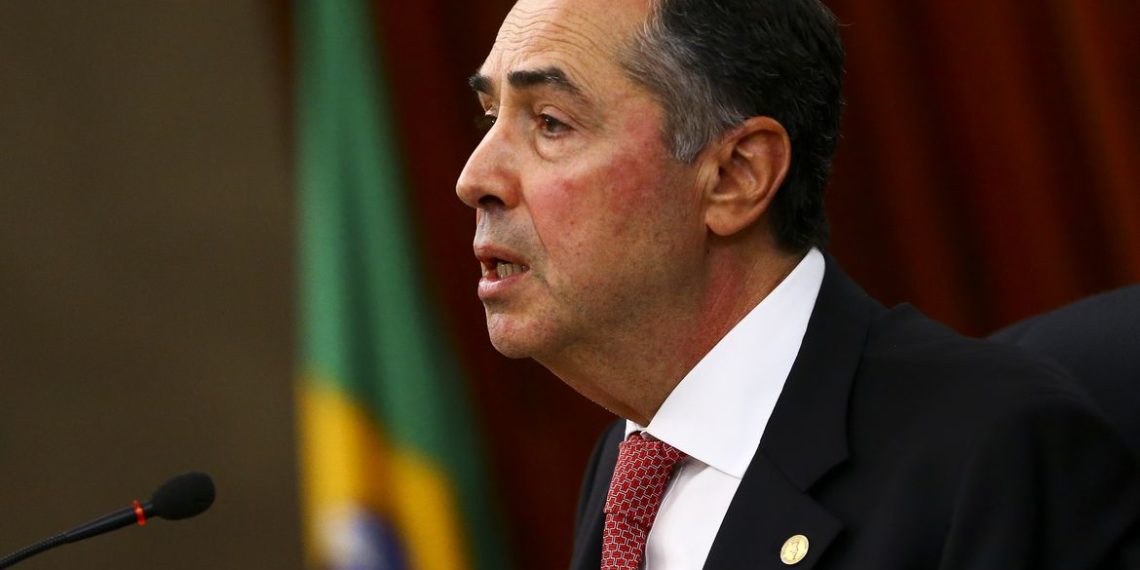 Barroso reafirma que nunca foi registrada fraude nas urnas eletrônicas