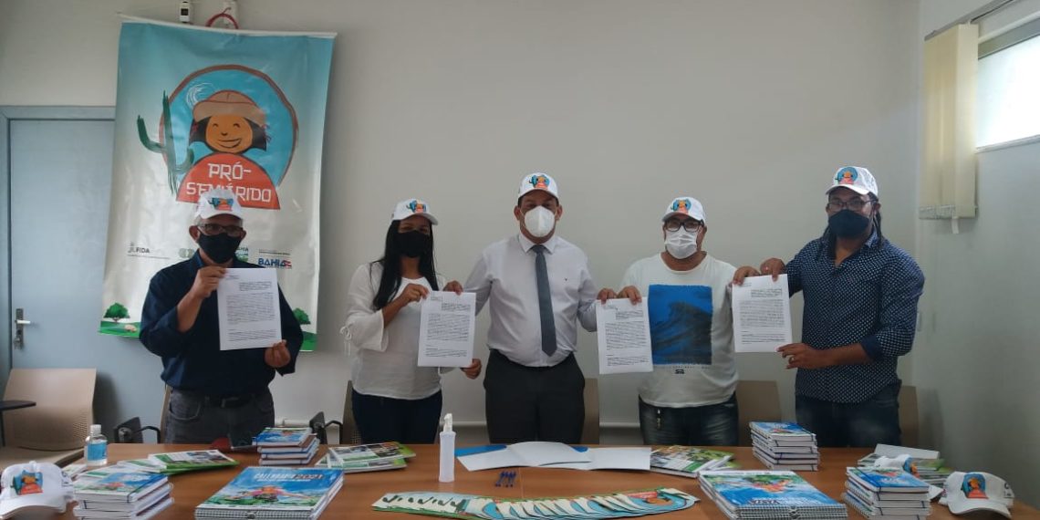 Governo do Estado investe cerca de R$3,8 milhões na agricultura familiar de municípios do Semiárido baiano