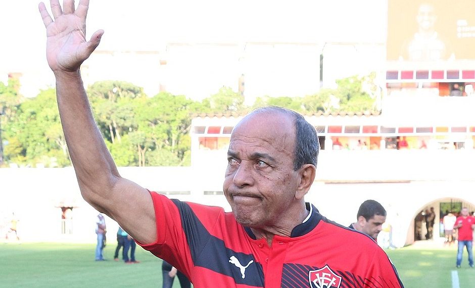 Morre André Catimba, um dos maiores ídolos da história do Vitória