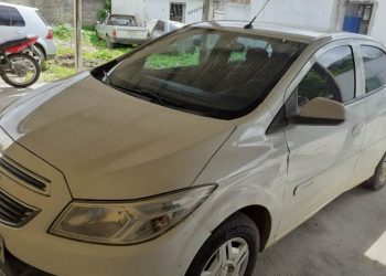Carro roubado em 2019 em Salvador é apreendido em Coité