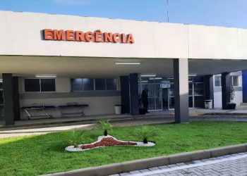 Homem esfaqueado em festa de aniversário morre no Hospital Clériston Andrade