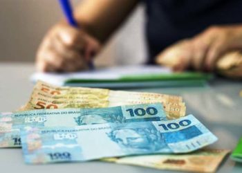 Associações de aposentados relatam fraudes no empréstimo consignado