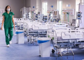 Pela primeira vez em 8 meses, nenhum estado tem UTI de Covid lotada, diz Fiocruz