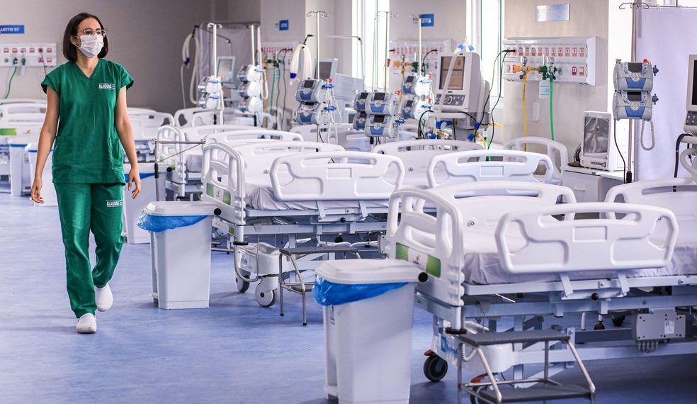 Pela primeira vez em 8 meses, nenhum estado tem UTI de Covid lotada, diz Fiocruz