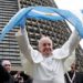 Internado, papa Francisco comemora títulos de Argentina e Itália