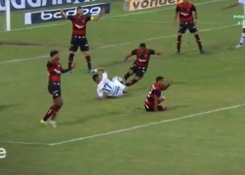 Série B – Com polêmica de arbitragem, Vitória e Avaí ficam no empate no Barradão