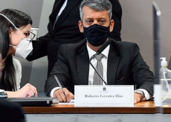 Omar Aziz decreta prisão de Roberto Dias por falso testemunho