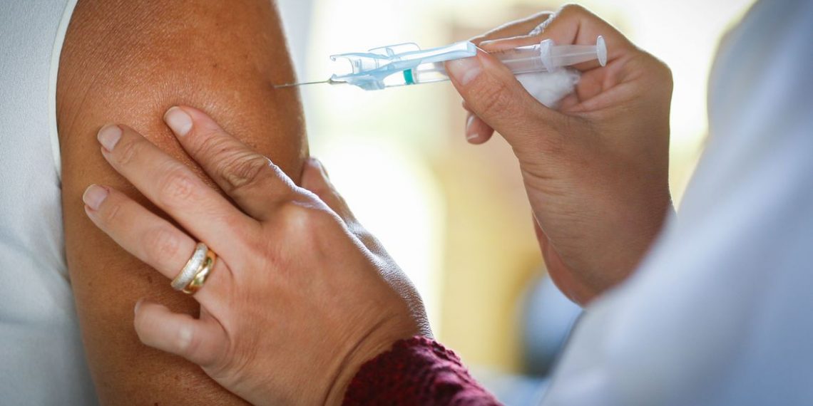 Brasil bate a marca de 100 milhões de pessoas vacinadas