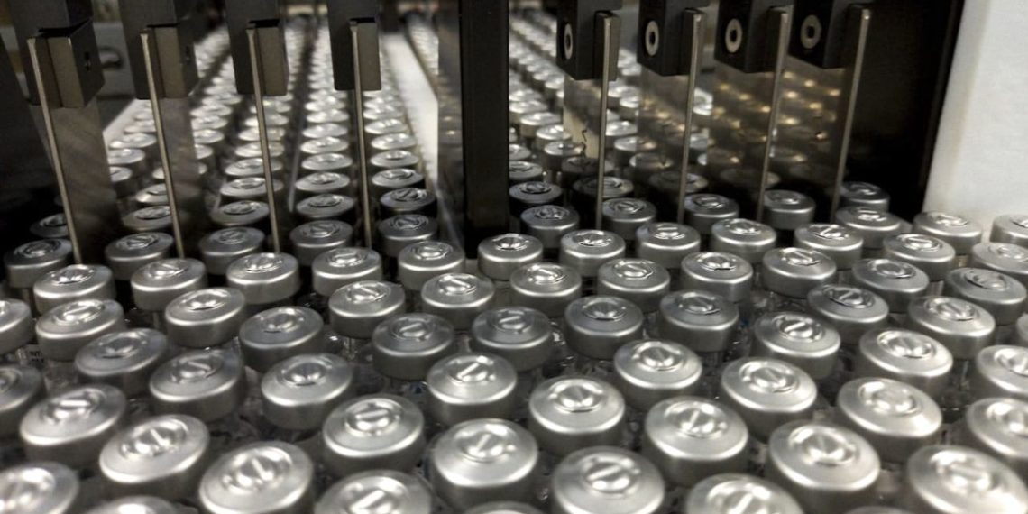 Publicada lei que permite indústrias veterinárias produzirem vacinas