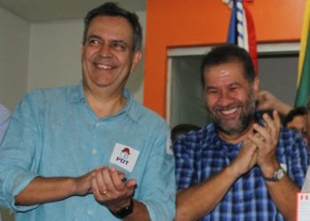 Presidente do PDT Carlos Lupi negocia vice ou Senado para fechar acordo com ACM Neto na Bahia