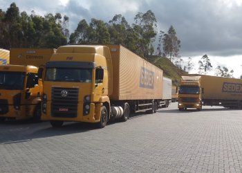 Câmara inicia sessão para votar projeto de privatização dos Correios