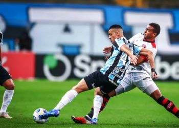 Com único gol de pênalti Vitória é derrotado pelo Grêmio e eliminado da Copa do Brasil