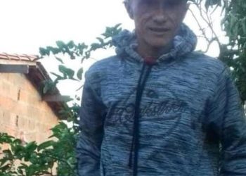 Motociclista morre após ser arremessado para fora da pista, na BR-116