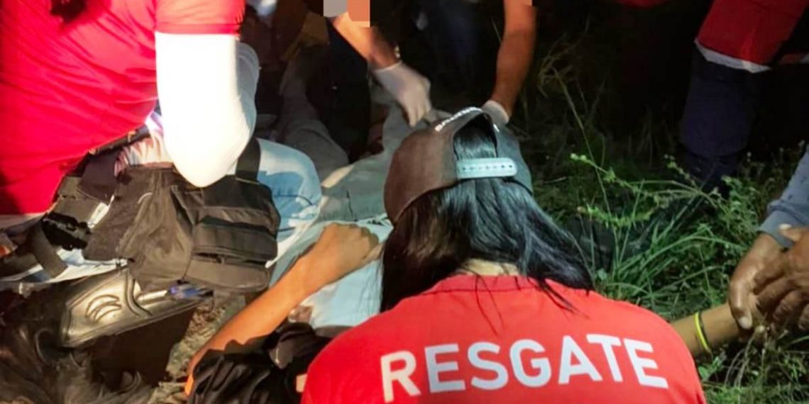 Dois irmãos da família ‘R’ sofrem acidente na BA 120 e são transferidos para Feira de Santana