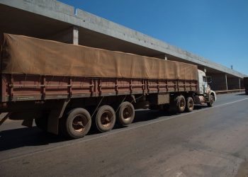 Senado aprova MP que altera tolerância no peso de caminhões e ônibus