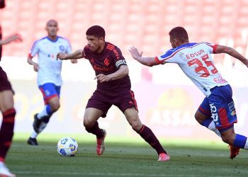 Bahia perde para o Inter e entra na zona de rebaixamento