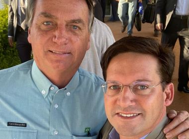 Na Bahia com Bolsonaro, Roma alfineta Rui Costa: ‘Não adianta correria com vagareza’