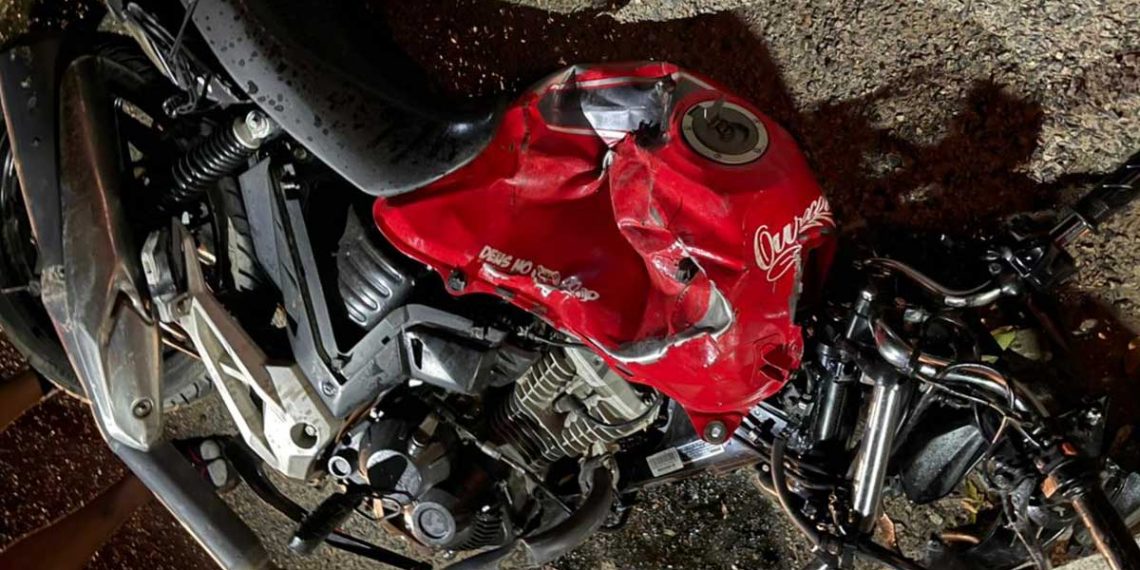 Acidente envolvendo três veículos deixa um morto e dois feridos na BR-324