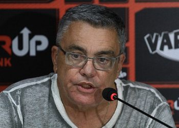 Paulo Carneiro é afastado da presidência do Vitória por 60 dias