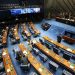 Senado aprova em 1º turno PEC que desobriga gasto mínimo em educação
