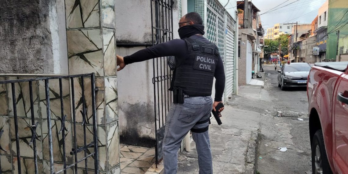 Quarto envolvido em quadrilha de sequestro é preso em Canudos