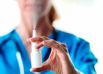 Covid-19: spray nasal feito no Brasil pode estar disponível até 2022